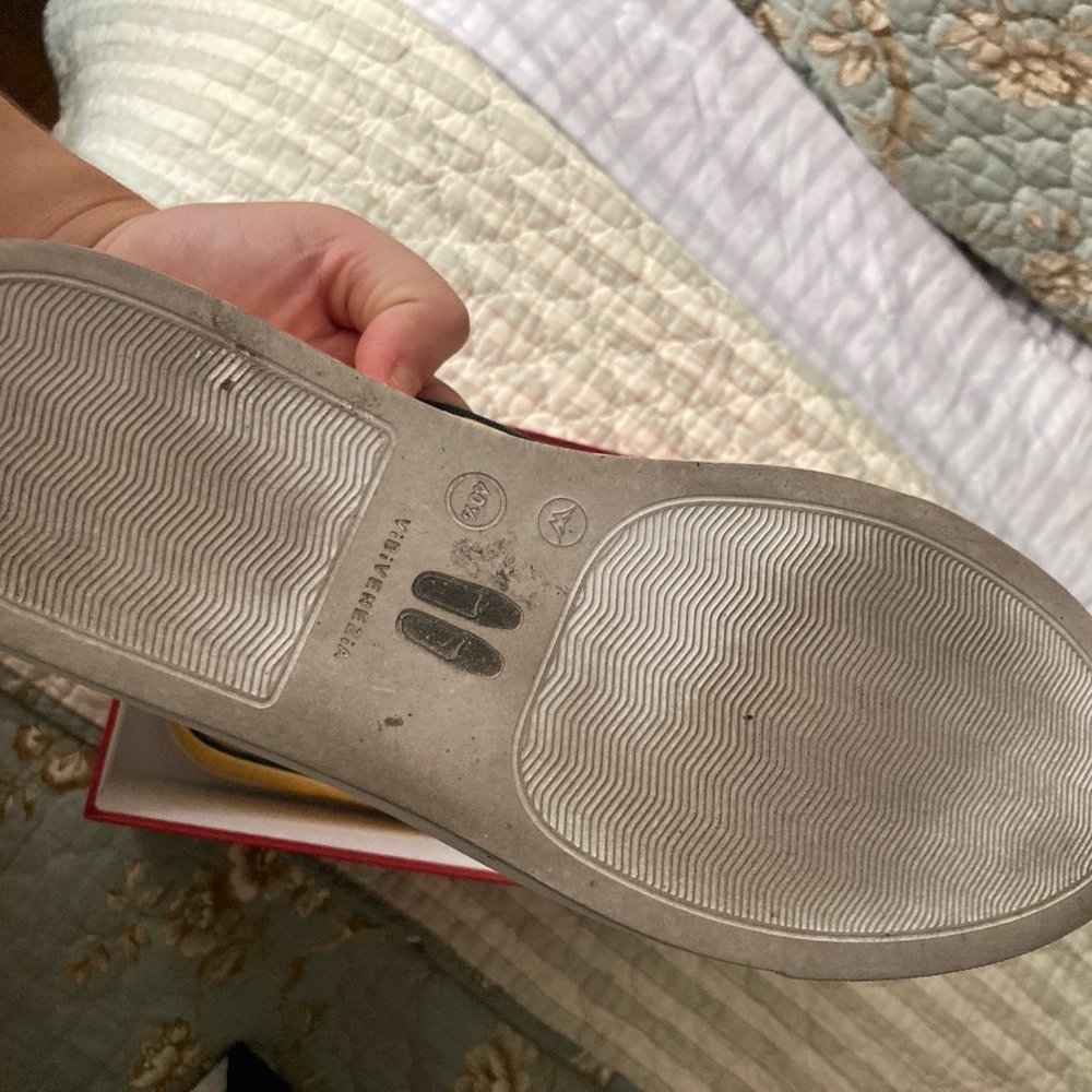 Almost-new Vibi Venezia yellow gold satin slip-on sneakers, size 40.5/size 10 - Picture 3 of 4